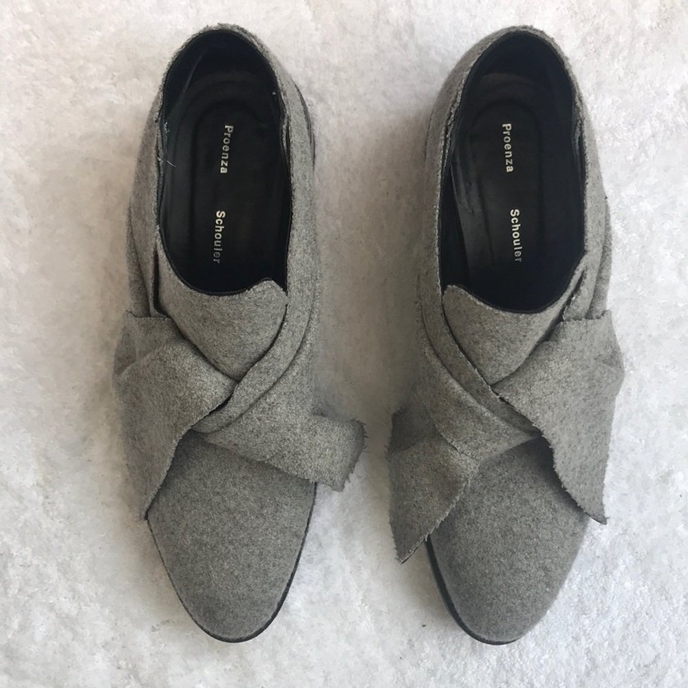Proenza Schouler Gray Flannel Oxford size 41
